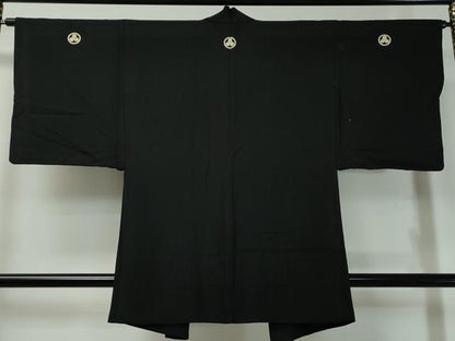 平和屋着物∞男性　黒紋付　羽織　羽裏：松葉色　正絹　逸品　CAAT0481dy