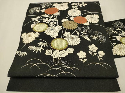平和屋着物●九寸名古屋帯　草花文　黒地　金彩　鬼しぼ縮緬　正絹　逸品　CAAT1050hy
