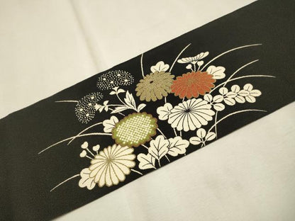 平和屋着物●九寸名古屋帯　草花文　黒地　金彩　鬼しぼ縮緬　正絹　逸品　CAAT1050hy