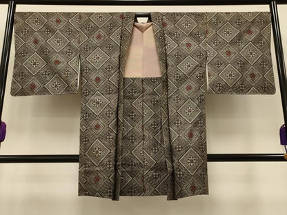 平和屋着物＃本場大島紬　龍郷絣　長羽織　菱繋花文　正絹　逸品　CAAT5693id