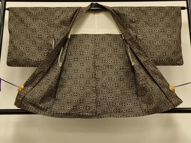 平和屋着物＃本場大島紬　龍郷絣　羽織　7マルキ　菱吉祥花文　正絹　逸品　CAAT5714id