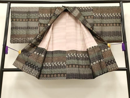 平和屋着物＃道中着　横段花鳥文　ほてい屋扱い　正絹　逸品　CAAT5808id
