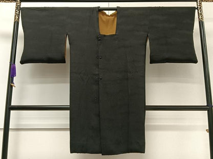 平和屋着物＃道行コート　リバーシブル　霞文　暈し染め　黒地　ロング丈　正絹　逸品　CAAT5952id