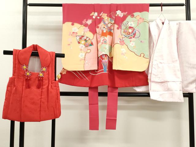 平和屋着物[]七五三　女の子　３歳　祝着　三つ身　長襦袢・被布セット　鈴　地紙草花文　金銀彩　逸品　CAAT6135ze