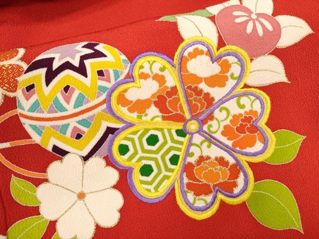 平和屋着物[]七五三　女の子　３歳　祝着　三つ身　駒刺繍　鞠草花文　鬼しぼ縮緬　金彩　逸品　CAAT6284ze