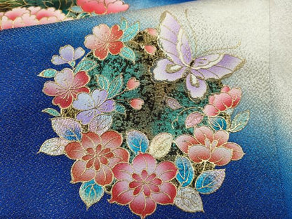 平和屋着物[]七五三　女の子　７歳　祝着　四つ身　草花舞蝶丸文　暈し染め　金彩　逸品　CAAT6296ze
