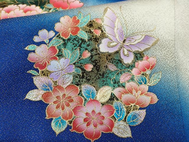 平和屋着物[]七五三　女の子　７歳　祝着　四つ身　草花舞蝶丸文　暈し染め　金彩　逸品　CAAT6296ze