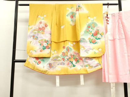 平和屋着物[]七五三　女の子　３歳　祝着　三つ身　長襦袢セット　駒刺繍　遠山草花文　暈し染め　金彩　逸品　CAAT6304ze