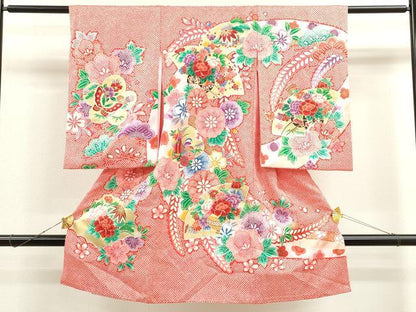 平和屋着物[]お宮参り　女の子　祝着　産着　初着　のしめ　地紙重ね花車吉祥舞蝶文　金彩　CAAT6327ze
