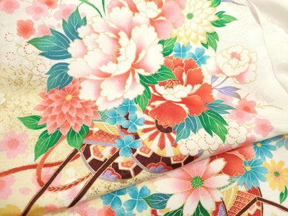 平和屋着物[]お宮参り　女の子　祝着　産着　初着　のしめ　花車　鈴　金彩　洗える着物　CAAT6338ze