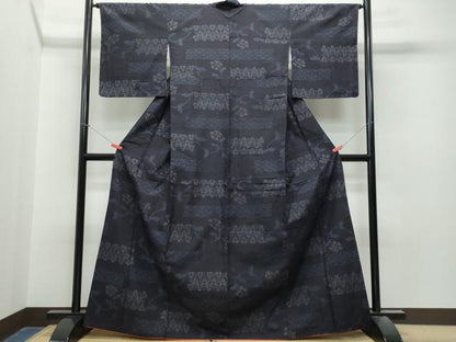 平和屋着物●結城紬 100亀甲 毘沙門亀甲花文 正絹 逸品 CAAT6900vf
