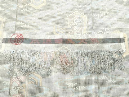 平和屋着物●本場大島紬 白大島 7マルキ 吉祥亀甲文 反端付き 正絹 逸品 CAAT6948vf