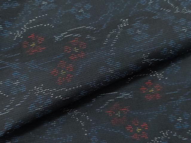 平和屋着物●本場大島紬 溢れ松葉花文 正絹 逸品 未使用 CAAT7078vf