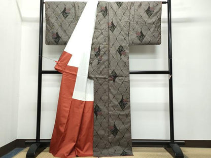 平和屋着物●本場大島紬 7マルキ 泥染め かわしげ謹製 更紗草花文 証紙付き 正絹 逸品 CAAT7130vf