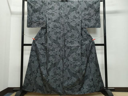 平和屋着物●本場大島紬 7マルキ 楓文 正絹 逸品 CAAT7150vf