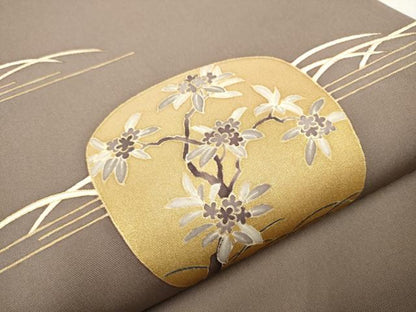 平和屋着物●塩瀬　九寸開き名古屋帯　芝草枝花文　金彩　正絹　逸品　CAAT8020hy