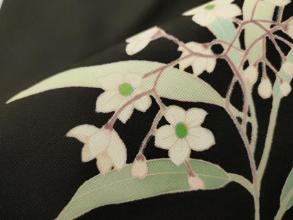 平和屋着物●塩瀬　九寸名古屋帯　友禅　作家物　枝花文　黒地　正絹　逸品　CAAT8040hy