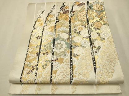 平和屋着物●六通柄袋帯　雪輪松菊蒔絵文　金銀糸　正絹　逸品　CAAT8058hy