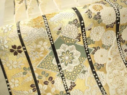 平和屋着物●六通柄袋帯　雪輪松菊蒔絵文　金銀糸　正絹　逸品　CAAT8058hy
