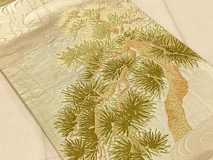 平和屋着物◎西陣 六通柄袋帯 唐織 枝松文 金糸 正絹 逸品 CAAT9124qv