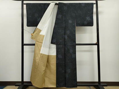 平和屋着物●上質な紬 葡萄蔦の葉文 正絹 逸品 未使用 CAAT9311dy