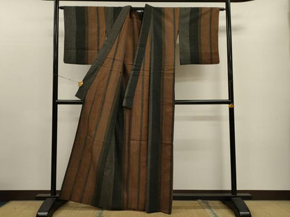 平和屋着物▽上質なお召 単衣 120亀甲 間道 正絹 逸品 CAAT9390dy