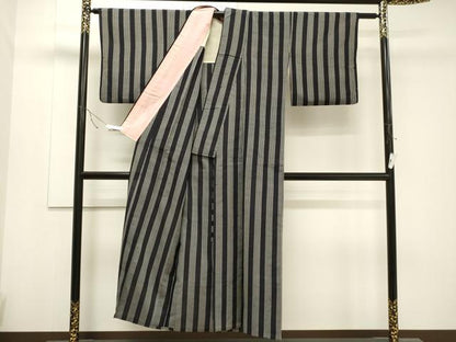 平和屋着物▽上質な紬　単衣　縞　正絹　逸品　CAAT9536dy