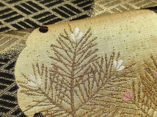 平和屋着物●六通柄袋帯 唐織 雪輪枝花文 黒地 金糸 正絹 逸品 未使用 CAAU1036yk