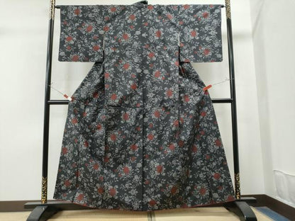 平和屋着物●本場大島紬　7マルキ　牡丹花唐草文　久野織物特製　証紙付き　正絹　逸品　未使用　CAAU1613yc