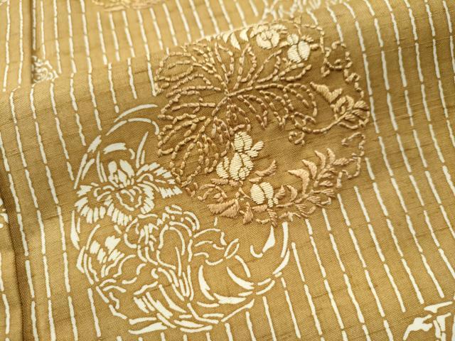 平和屋着物●石川県指定無形文化財　牛首紬　白山工房　手織り　訪問着　加賀染　刺繍　草花丸文　反端付き　正絹　逸品　CAAU1614yc