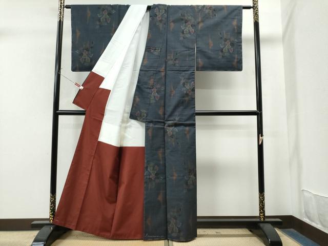 平和屋着物●本場大島紬 7マルキ 霞蔦の葉文 正絹 逸品 CAAU1629yc
