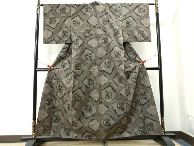 平和屋着物●本場大島紬　7マルキ　泥染め　色紙重ね笹竹文　水間輝利作　証紙付き　正絹　逸品　CAAU1641yc