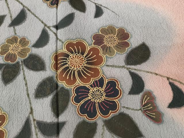 平和屋着物●訪問着 松皮菱枝花文 暈し染め 金彩 正絹 逸品 CAAU1645yc