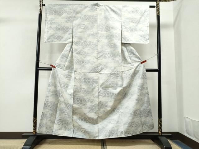 平和屋着物●本場大島紬 白大島 総絣 霞吉祥花文 中島寛織物謹製 証紙付き 正絹 逸品 未使用 CAAU1649yc