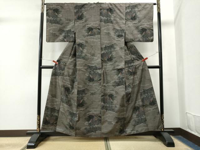 平和屋着物●本場大島紬 9マルキ 雲取り几帳吉祥花唐草文 正絹 逸品 CAAU1658yc