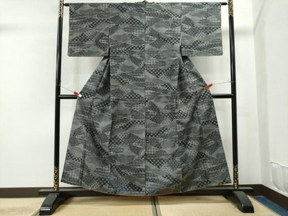 平和屋着物●上質な紬　吉祥文　黒地　正絹　逸品　CAAU1731yc