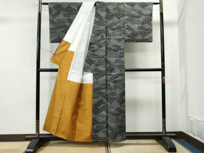 平和屋着物●上質な紬　吉祥文　黒地　正絹　逸品　CAAU1731yc