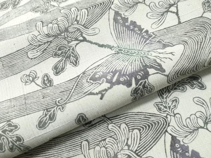 平和屋着物●上質な小紋　紬地　型染め　流水裏菊舞蝶文　正絹　逸品　CAAU1806yc