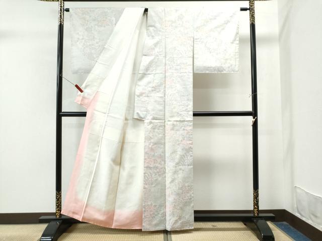 平和屋着物●都喜ヱ門　本場大島紬白大島　孔雀草花文　藤絹織物謹製正絹　逸品　未使用　CAAU1927yc