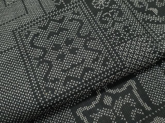 平和屋着物●本場大島紬 7マルキ 色紙吉祥花唐草文 正絹 逸品 CAAU1929yc
