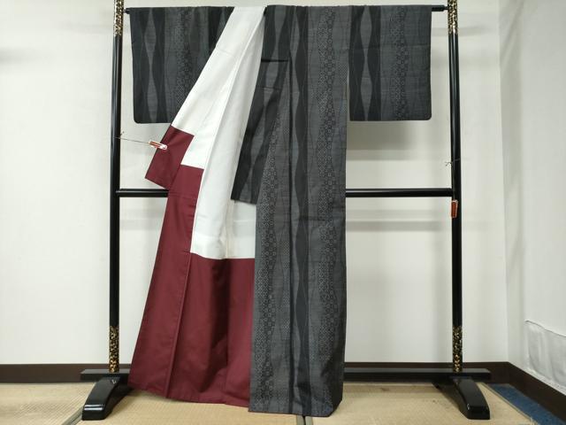 平和屋着物●本場大島紬　立涌吉祥花文　正絹　逸品　CAAU2007yc