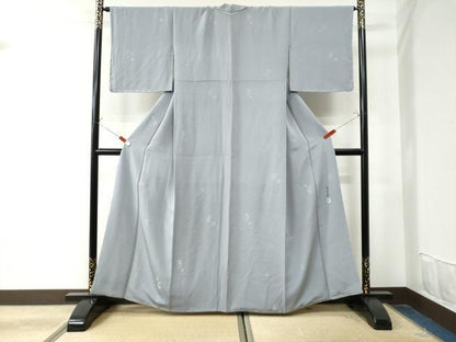 平和屋着物●上質な色無地　草花地紋　秘色色　正絹　逸品　未使用　CAAU2029yc