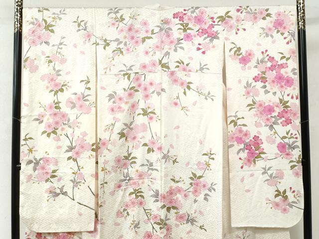 平和屋着物●豪華振袖　駒刺繍　枝桜文　金彩　正絹　逸品　CAAU2070yc