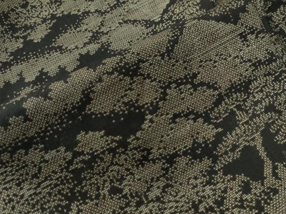 平和屋着物●本場大島紬 9マルキ 樹林風景文 正絹 逸品 CAAU2095yc