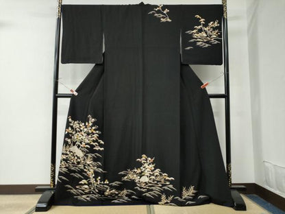 平和屋着物●訪問着 御所解松竹梅花文 黒地 金彩 正絹 逸品 CAAU2098yc