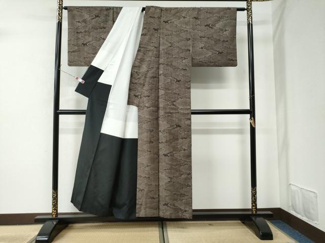 平和屋着物●本場大島紬　7マルキ　雲重ね文　正絹　逸品　CAAU2185yc