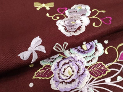 平和屋着物●女性　行灯袴　総刺繍　花唐草文　葡萄色　卒業式　洗える着物　未使用　CAAU2372yc