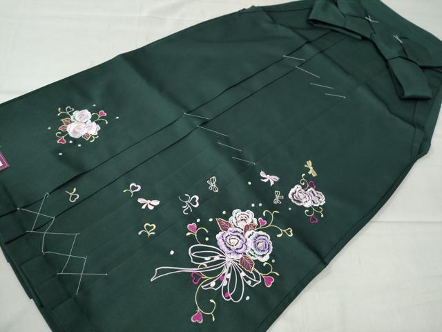 平和屋着物●女性　行灯袴　総刺繍　花唐草文　高麗納戸色　卒業式　洗える着物　未使用　CAAU2279yc