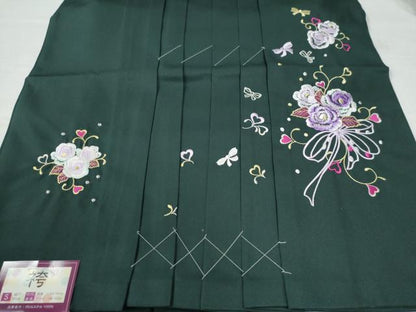 平和屋着物●女性　行灯袴　総刺繍　花唐草文　高麗納戸色　卒業式　洗える着物　未使用　CAAU2279yc