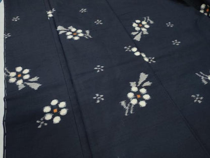 平和屋着物●上質な紬　舞花文　正絹　逸品　未使用　CAAU2411yc